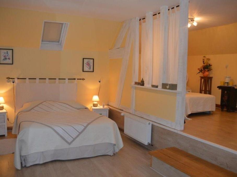 Les Marronniers Hotel Cambremer Quarto foto